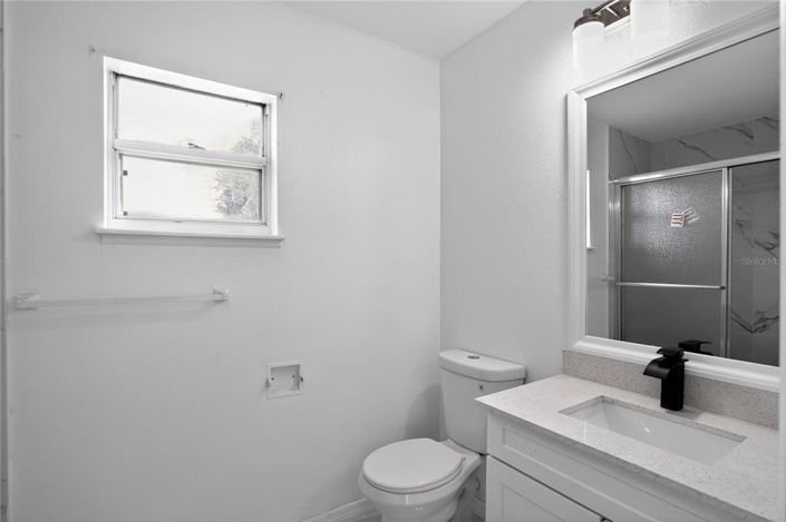 Image No.25-4 Bed House for sale