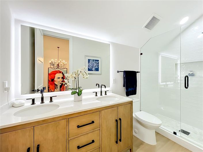 Image No.50-5 Bed House for sale