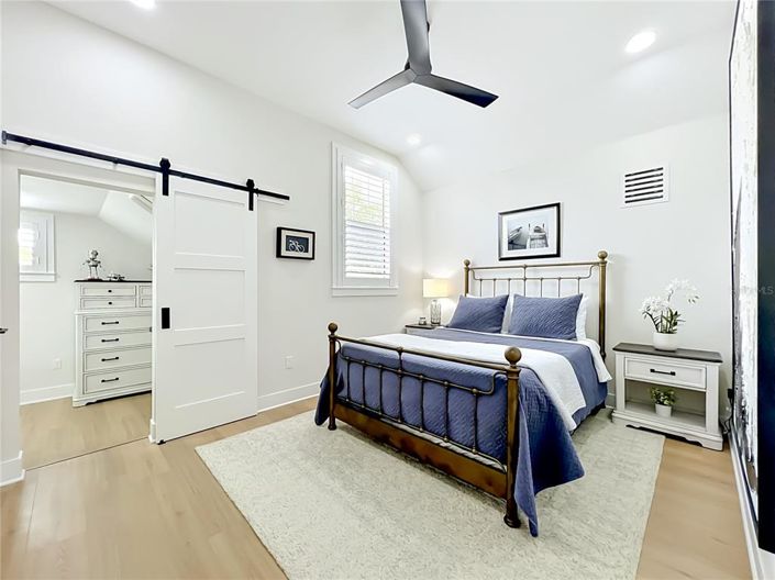 Image No.52-5 Bed House for sale