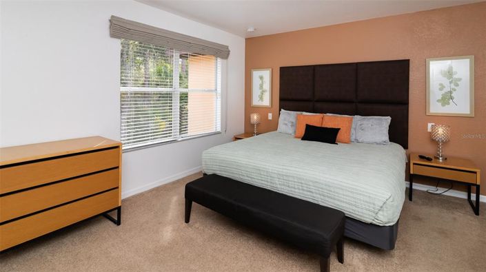 Image No.19-4 Bed Townhouse for sale