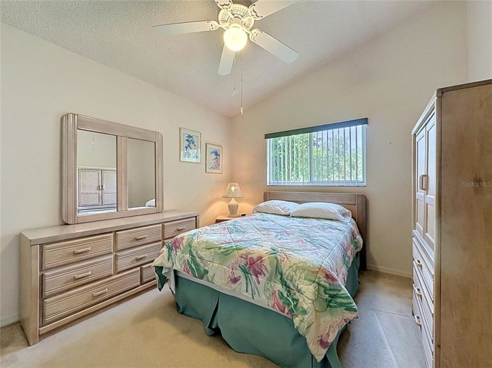Image No.19-2 Bed House for sale