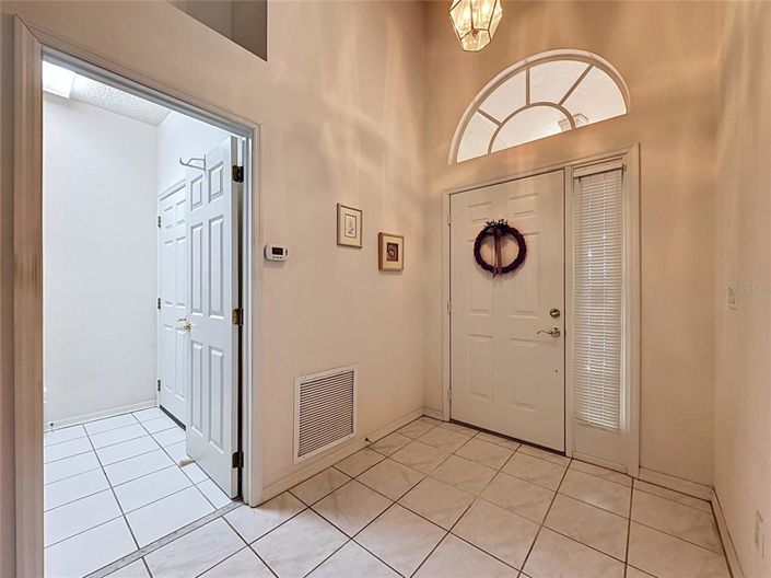 Image No.9-2 Bed House for sale