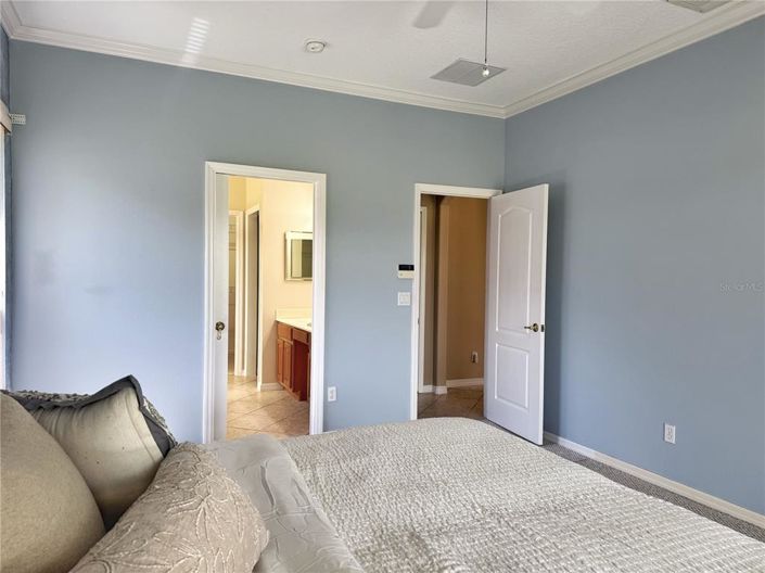 Image No.19-3 Bed House for sale