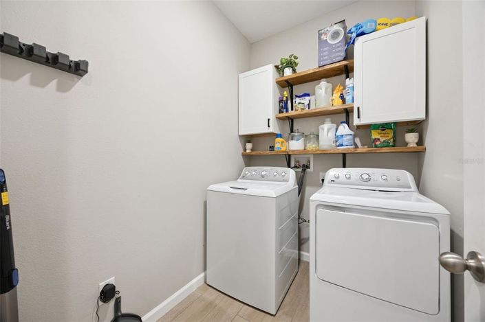 Image No.21-4 Bed House for sale