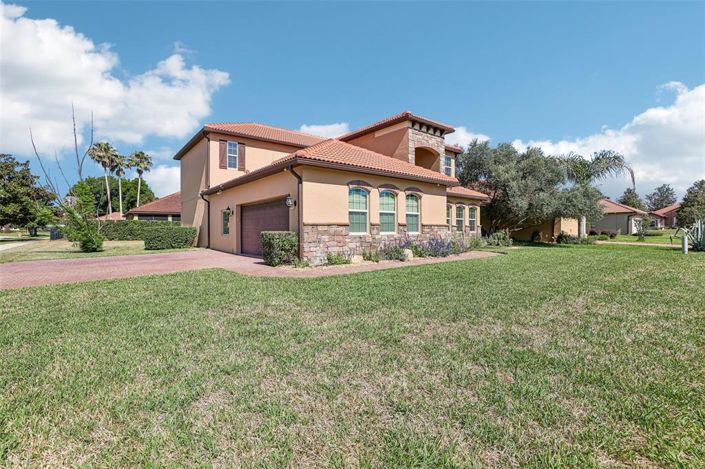 Image No.3-4 Bed House for sale