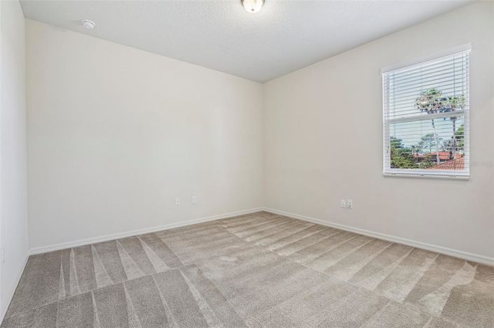 Image No.32-4 Bed House for sale