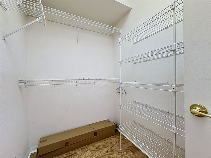 Image No.22-2 Bed House for sale