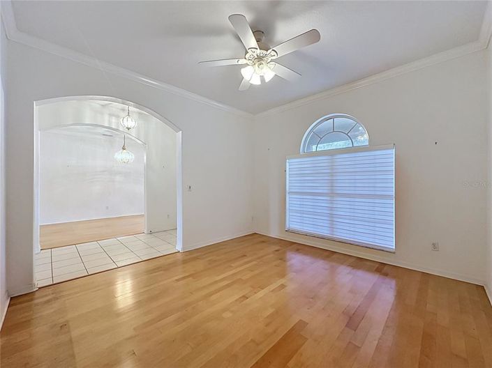 Image No.6-2 Bed House for sale