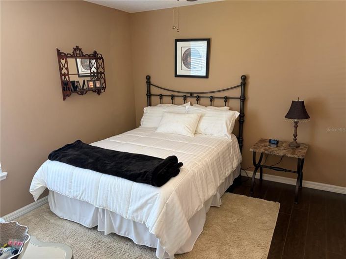Image No.24-4 Bed House for sale