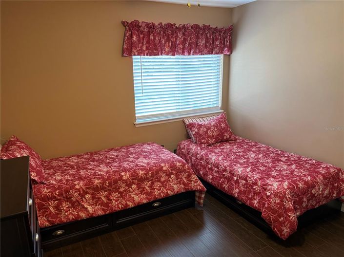 Image No.26-4 Bed House for sale