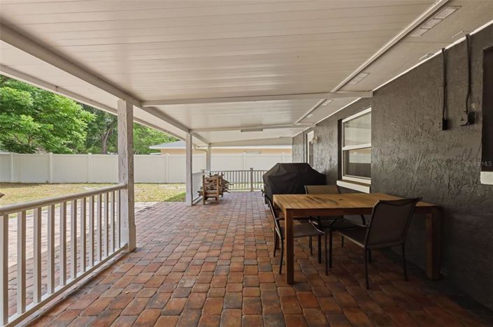 Image No.18-3 Bed House for sale