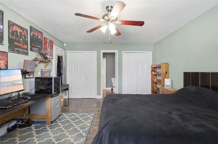 Image No.21-3 Bed House for sale