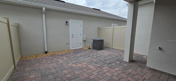Image No.24-3 Bed Townhouse for sale