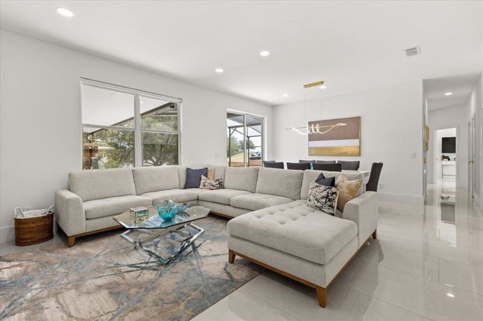 Image No.4-4 Bed House for sale
