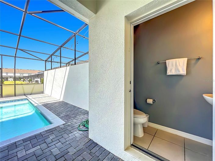 Image No.31-5 Bed Townhouse for sale