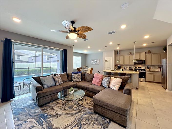 Image No.5-5 Bed House for sale