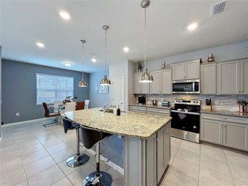 fa005713