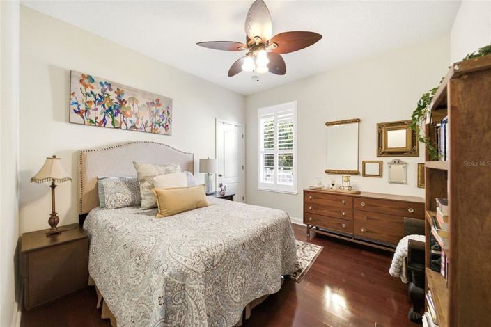 Image No.28-4 Bed House for sale