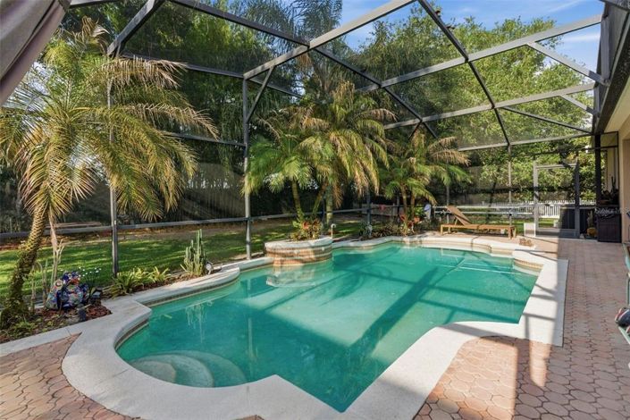 Image No.32-4 Bed House for sale