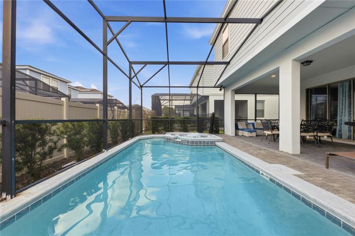 Image No.38-7 Bed House for sale
