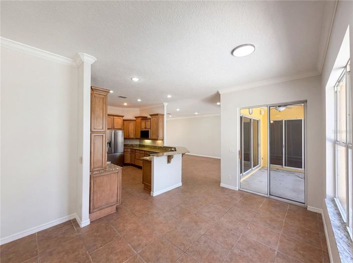 Image No.12-3 Bed House for sale