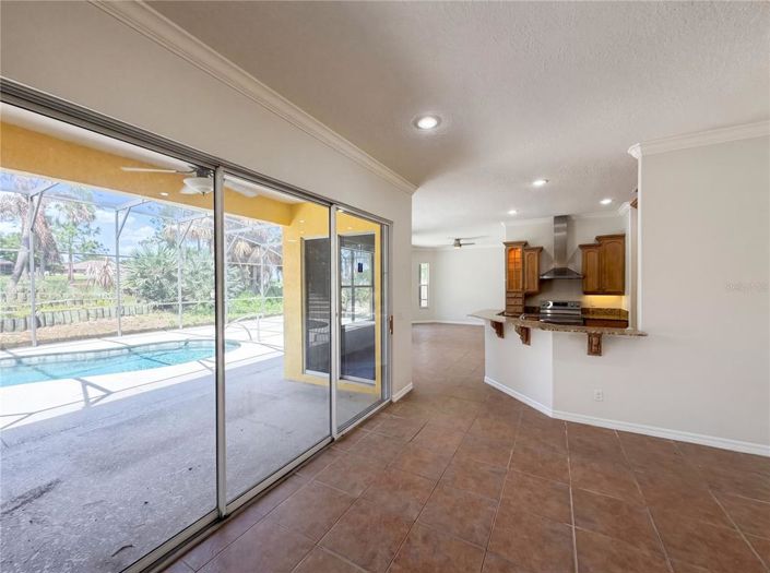 Image No.21-3 Bed House for sale