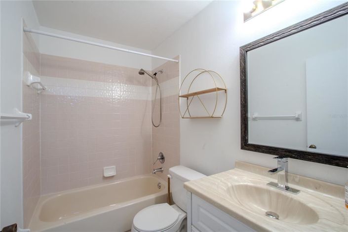Image No.13-4 Bed House for sale