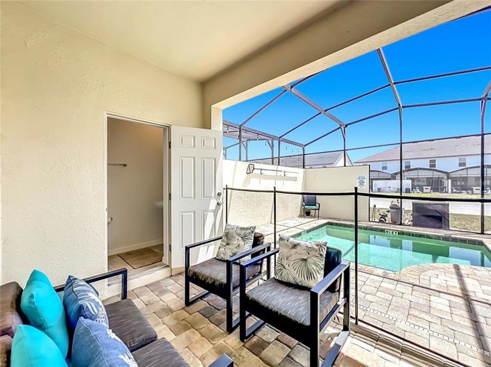 Image No.30-4 Bed Townhouse for sale