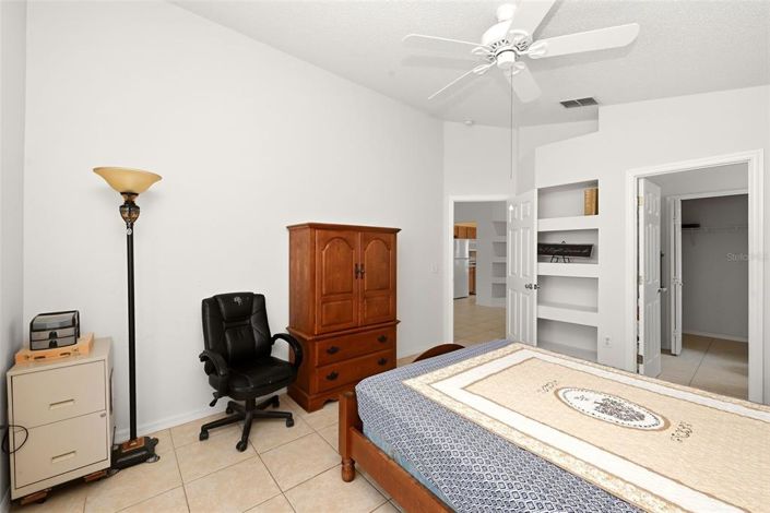 Image No.19-3 Bed House for sale