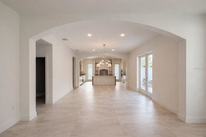 Image No.4-4 Bed House for sale