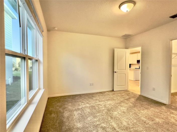 Image No.30-4 Bed House for sale