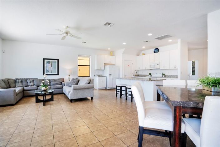 Image No.3-5 Bed House for sale