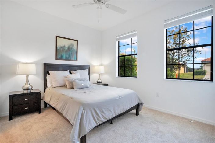 Image No.9-5 Bed House for sale