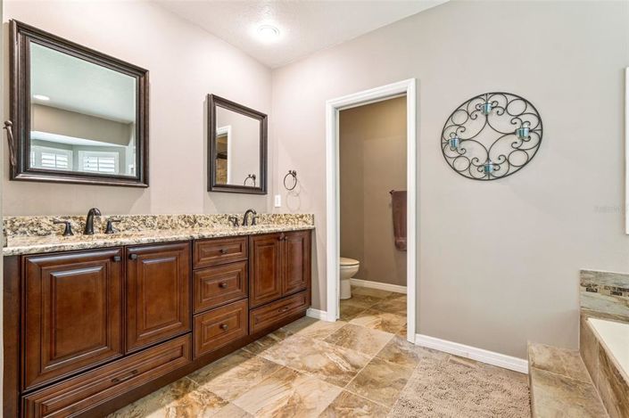 Image No.32-4 Bed House for sale