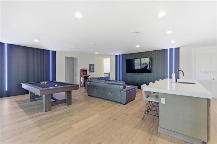 Image No.24-5 Bed House for sale