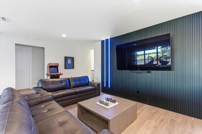 Image No.29-5 Bed House for sale