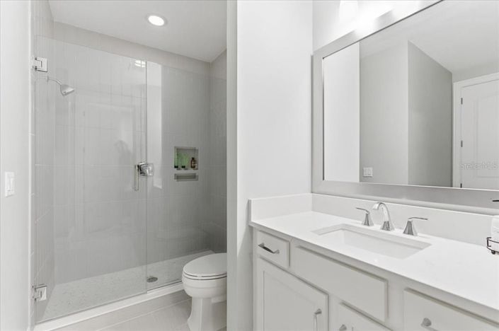 Image No.34-5 Bed House for sale