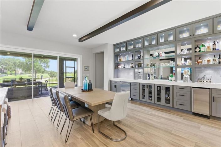 Image No.5-5 Bed House for sale