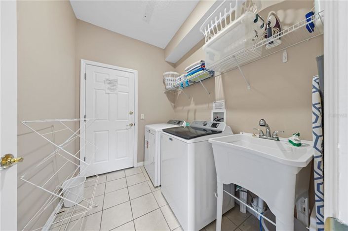Image No.17-5 Bed House for sale