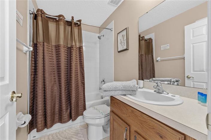 Image No.40-5 Bed House for sale