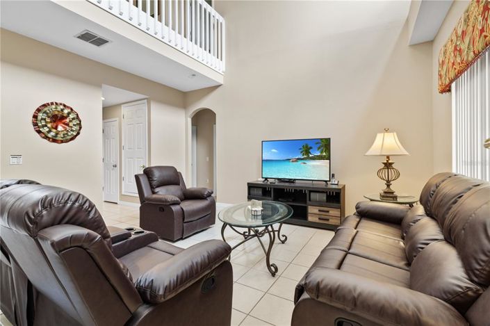 Image No.5-5 Bed House for sale