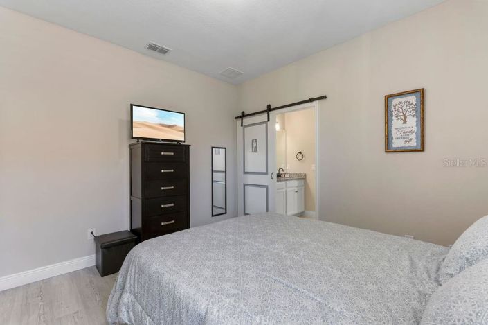 Image No.26-4 Bed House for sale