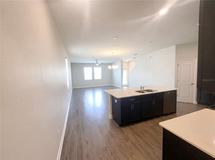 Image No.19-3 Bed House for sale
