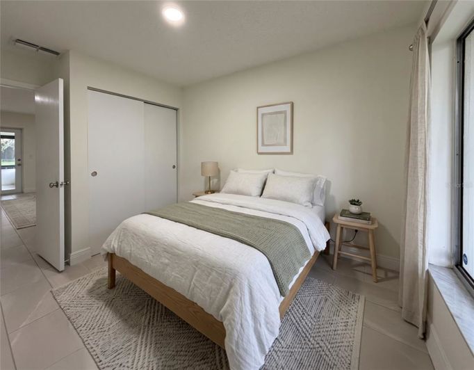 Image No.12-3 Bed House for sale
