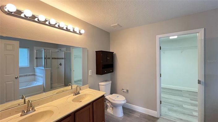 Image No.25-6 Bed House for sale