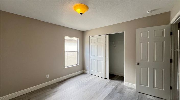 Image No.29-6 Bed House for sale