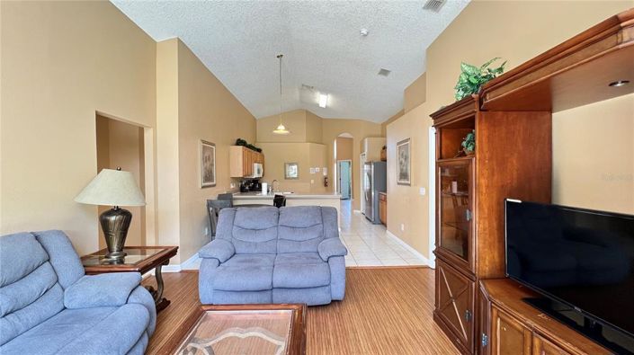 Image No.25-5 Bed House for sale