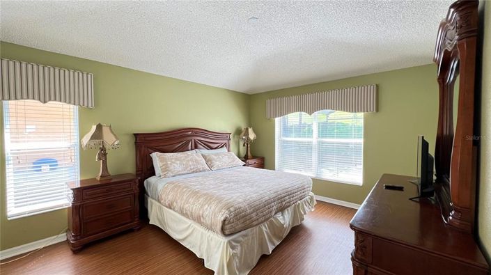 Image No.27-5 Bed House for sale