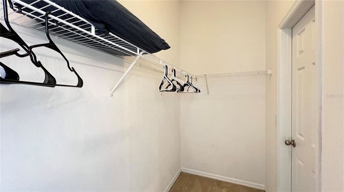 Image No.30-5 Bed House for sale