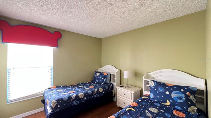 Image No.34-5 Bed House for sale